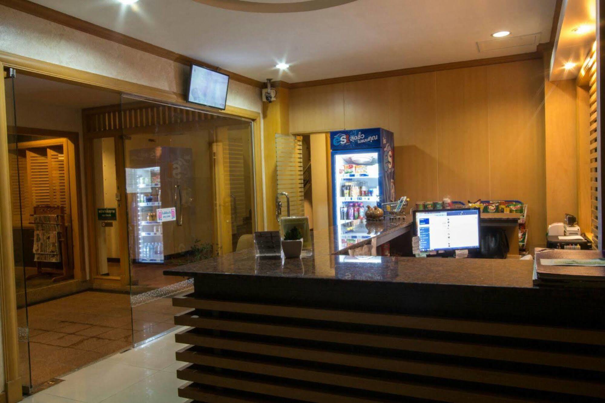 Fortune Surin Hotel Exteriör bild