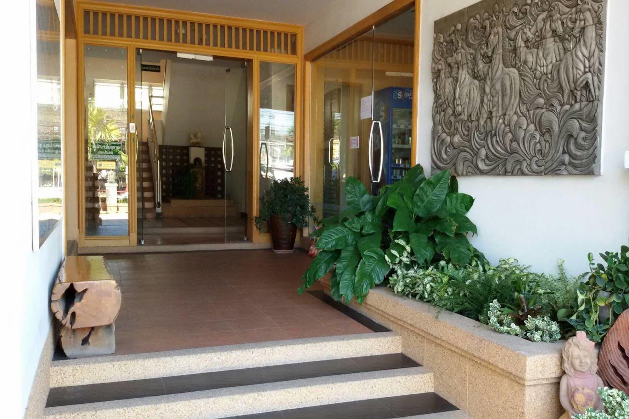Fortune Surin Hotel Exteriör bild